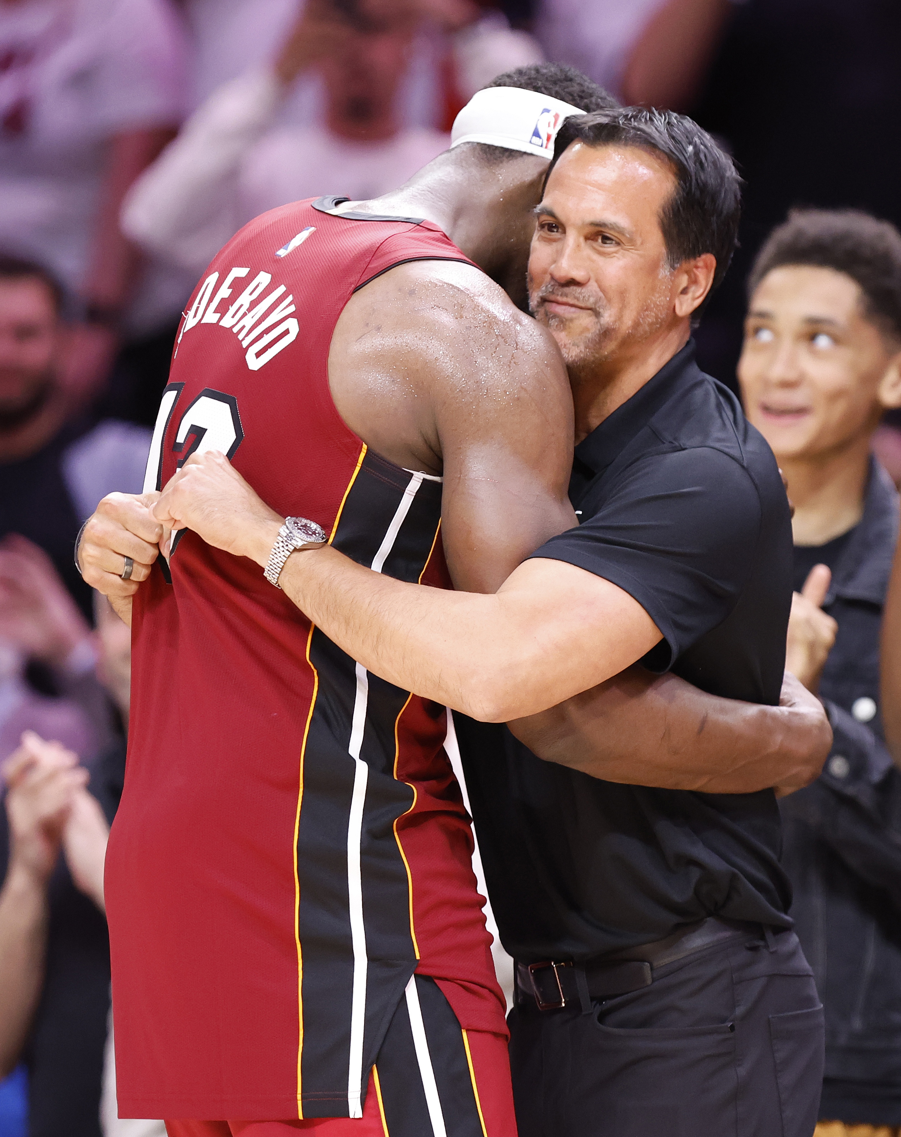 leyu管理-阿里纳斯：若阿德巴约79分时被换下 他整个生涯都会遗憾&amp;怨恨教练